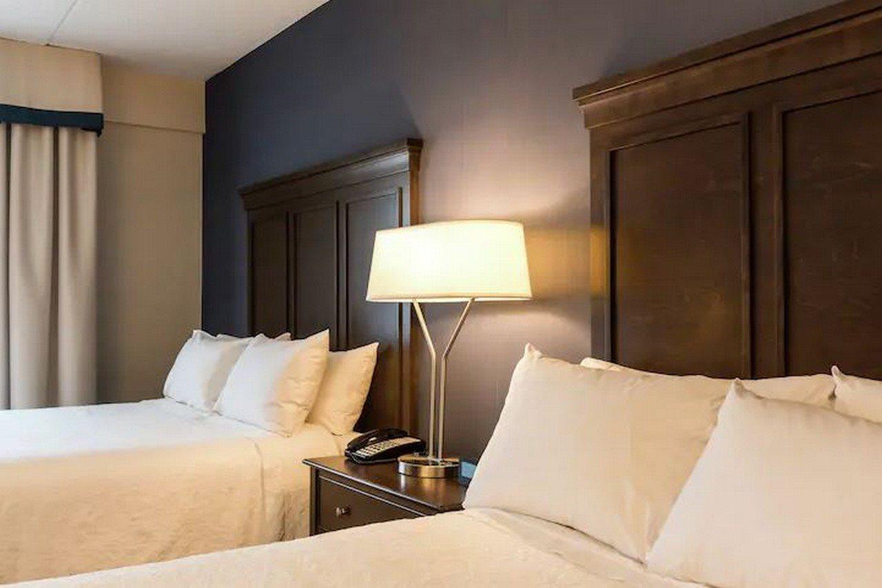Hampton Inn By Hilton Ottawa Airport Buitenkant foto